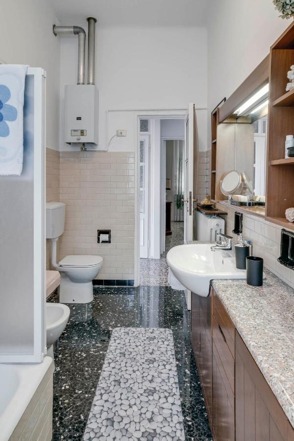 Sentirsi A Casa, Lontano Da Casa-Feel At Home Away From Home Caronno Pertusella Ngoại thất bức ảnh